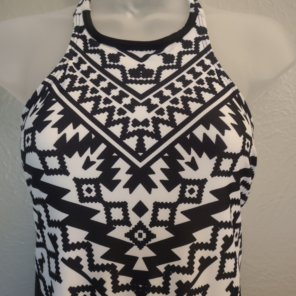 Tribal Print White Black High-Neck Halter One-Piece Swimsuit Size Large - Picture 8 of 12